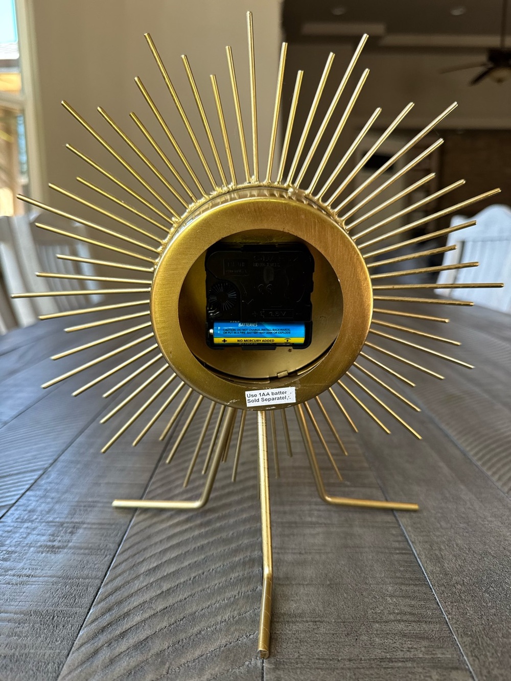 Vintage Mid-Century Modern Atomic Sunburst Desk Clock - Picture 7 of 12